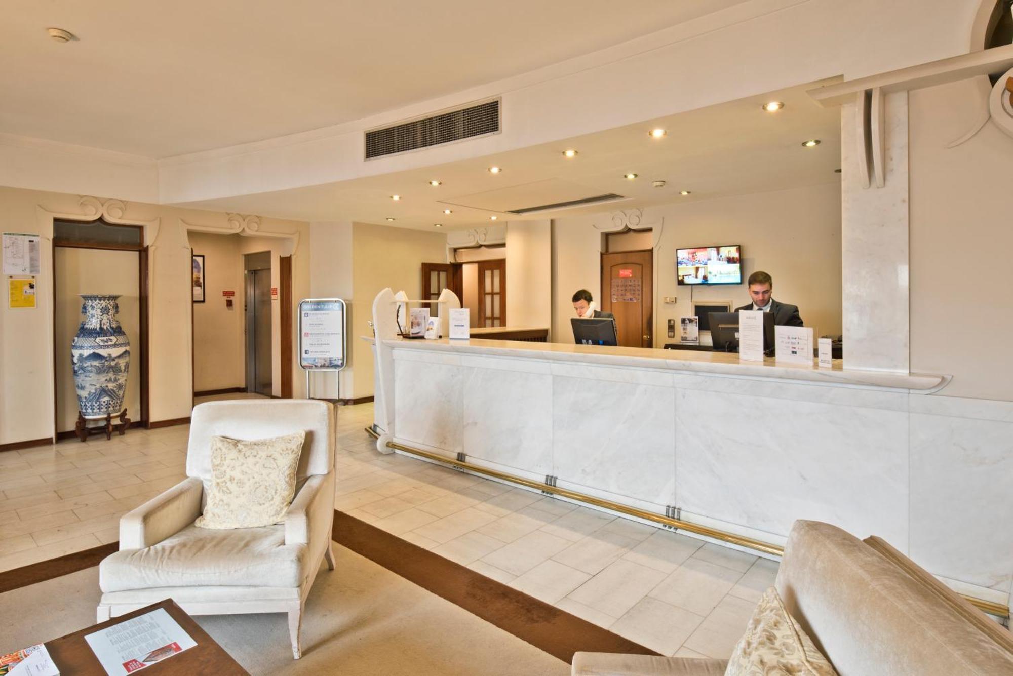 Golden Tulip Porto Gaia Hotel Vila Nova de Gaia Exterior foto